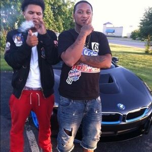 Meet your Posher, Lee